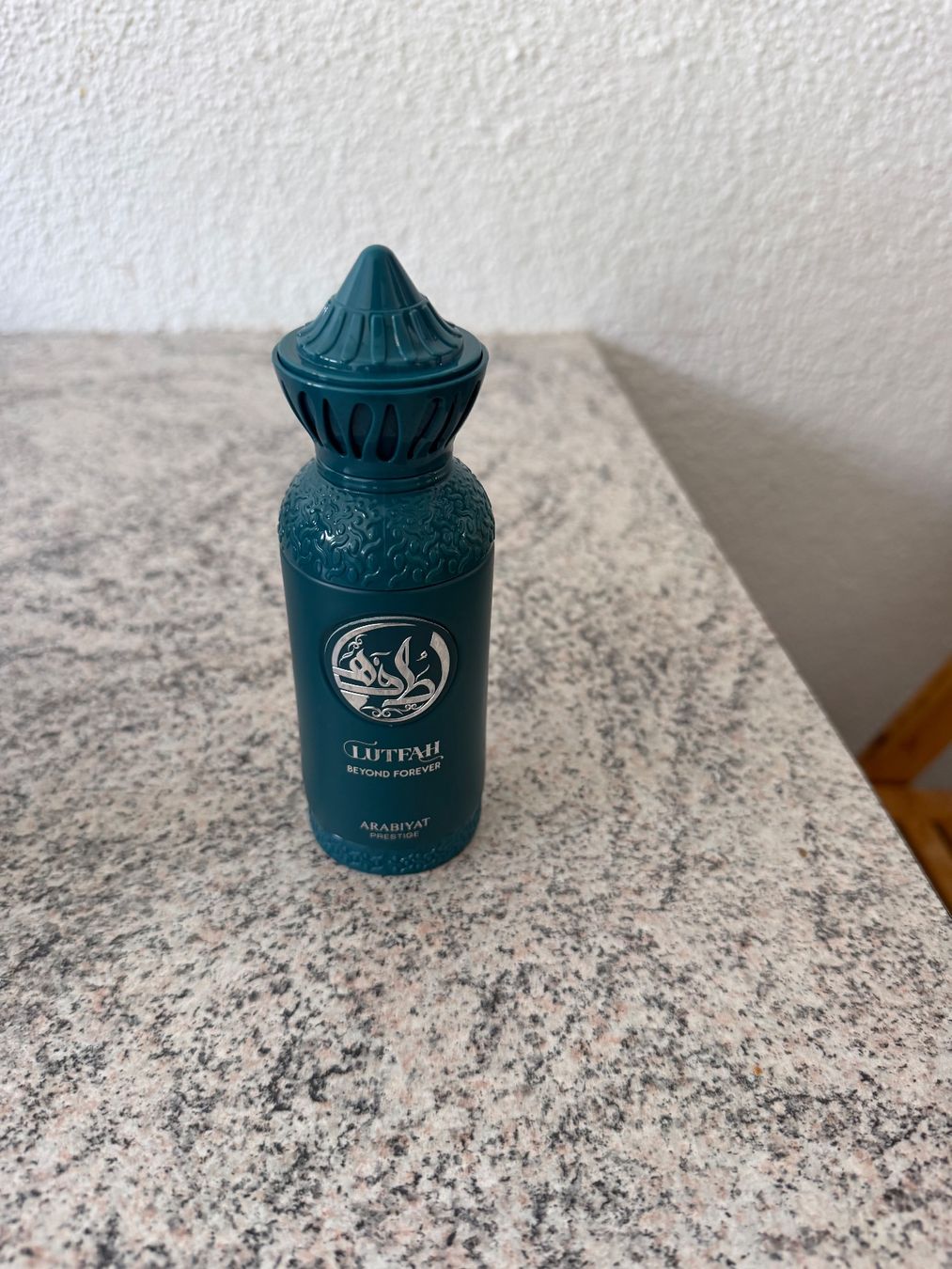 Profumi & Eau de Toilette: Arabiyat Prestige Lutfah Beyond Forever edp 80ml – Nuovo (secondo la descrizione) da Frenkendorf venduto da autodiscount4123 2