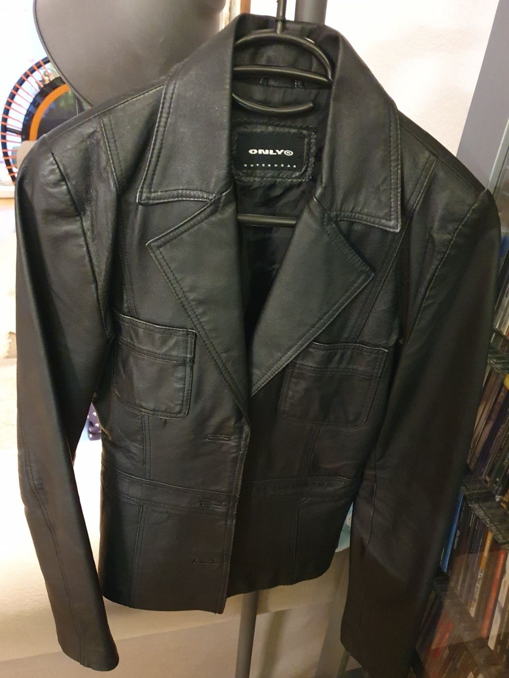 Only Giacche: Lederjacke Grösse S – Usato da Zumikon venduto da Sternkind2018