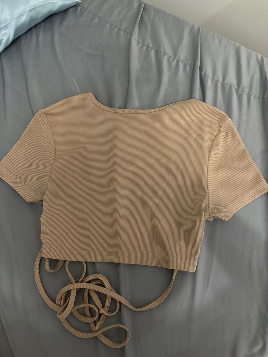 Shein Blusen, T-Shirts & Tops: Maglietta a maniche corte con lacci – Gebraucht aus Agno von mic_6btj 1