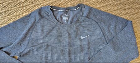 Nike Running-Hiking-Walking Dri-Fit XL Neuwertig