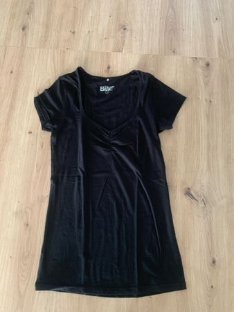 Schickes Basic T-Shirt in Schwarz, neuwertig,Gr.S