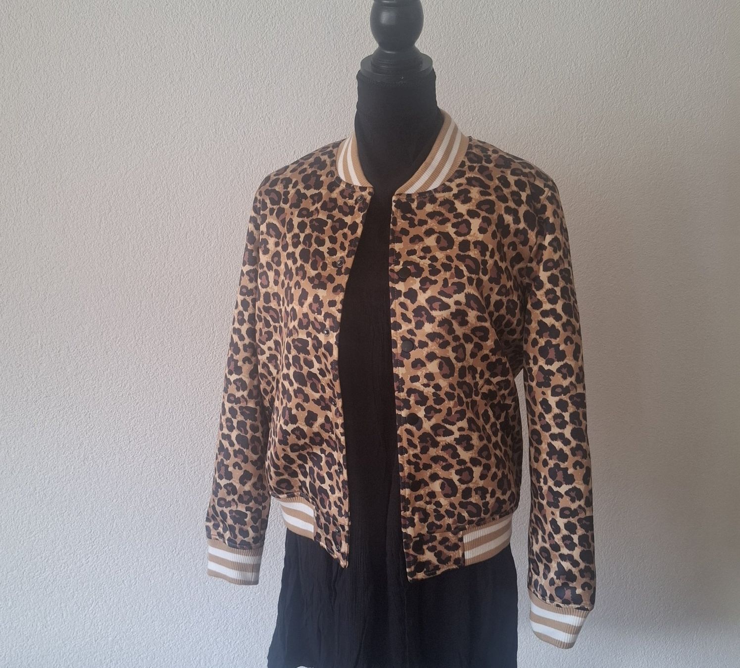 Manor Giacche: Jacke Leopard – Usato da Interlaken venduto da Karin787878