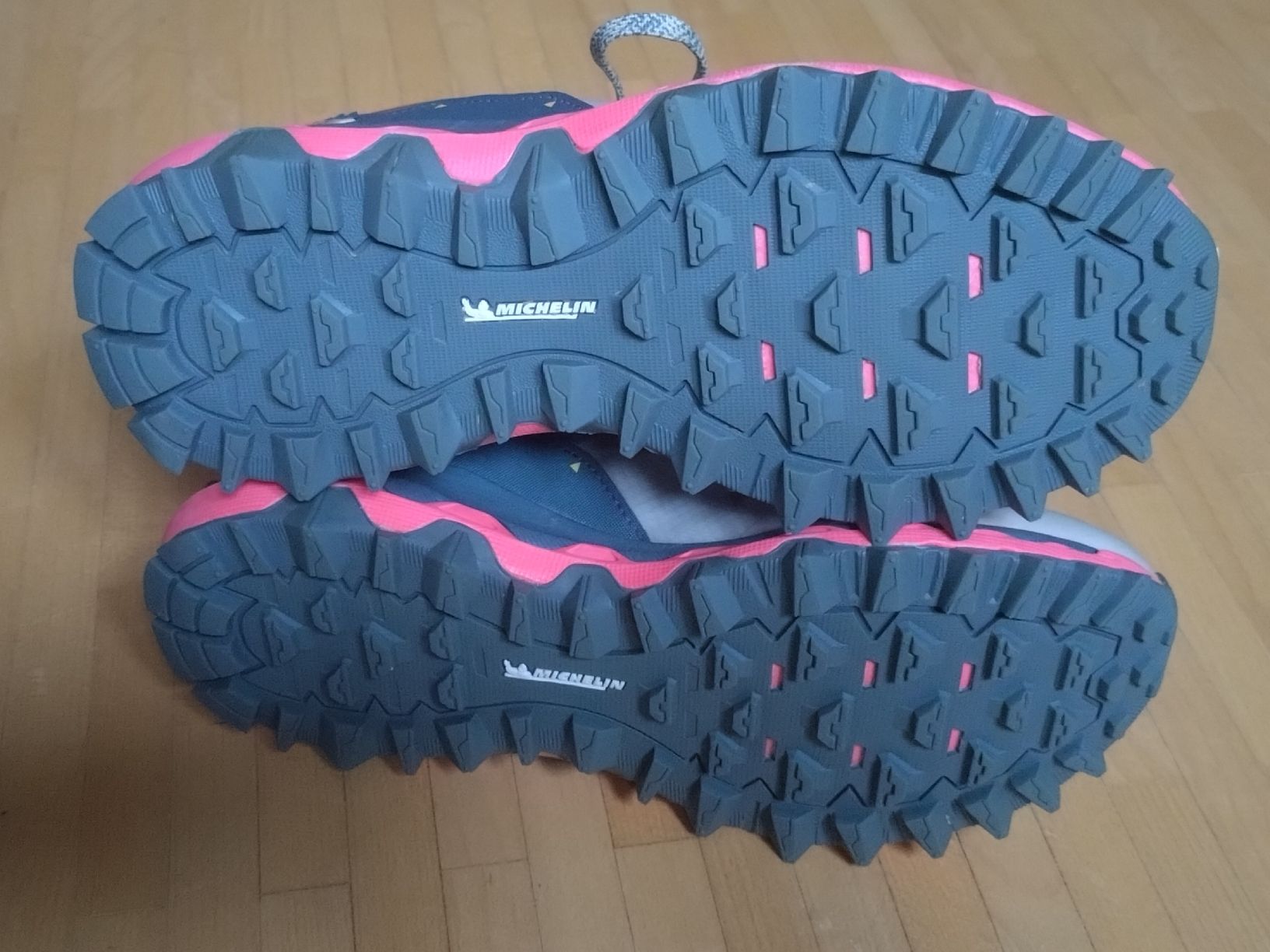 Mizuno Damenschuhe: Chaussures de trail Mizuno Wave Mujin 9 Taille 39 – Gebraucht aus Farvagny-le-Grand von LaCaverne 6