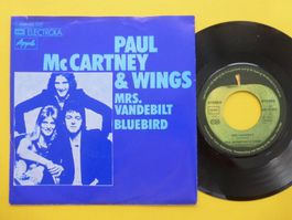 Paul McCartney And Wings – Mrs. Vandebilt / Bluebird