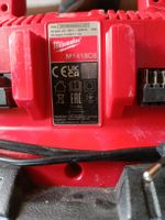 Milwaukee M1418C6 Ladegerät f. Werkzeug, top Zustand