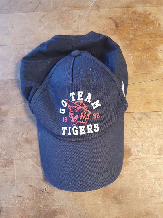 Saba Care Baseball Cap - Stylischer Anime Hut Für Kinder, Frauen & Männer In Übergröße