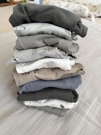 10er Set / Body Gr. 86 / C&A