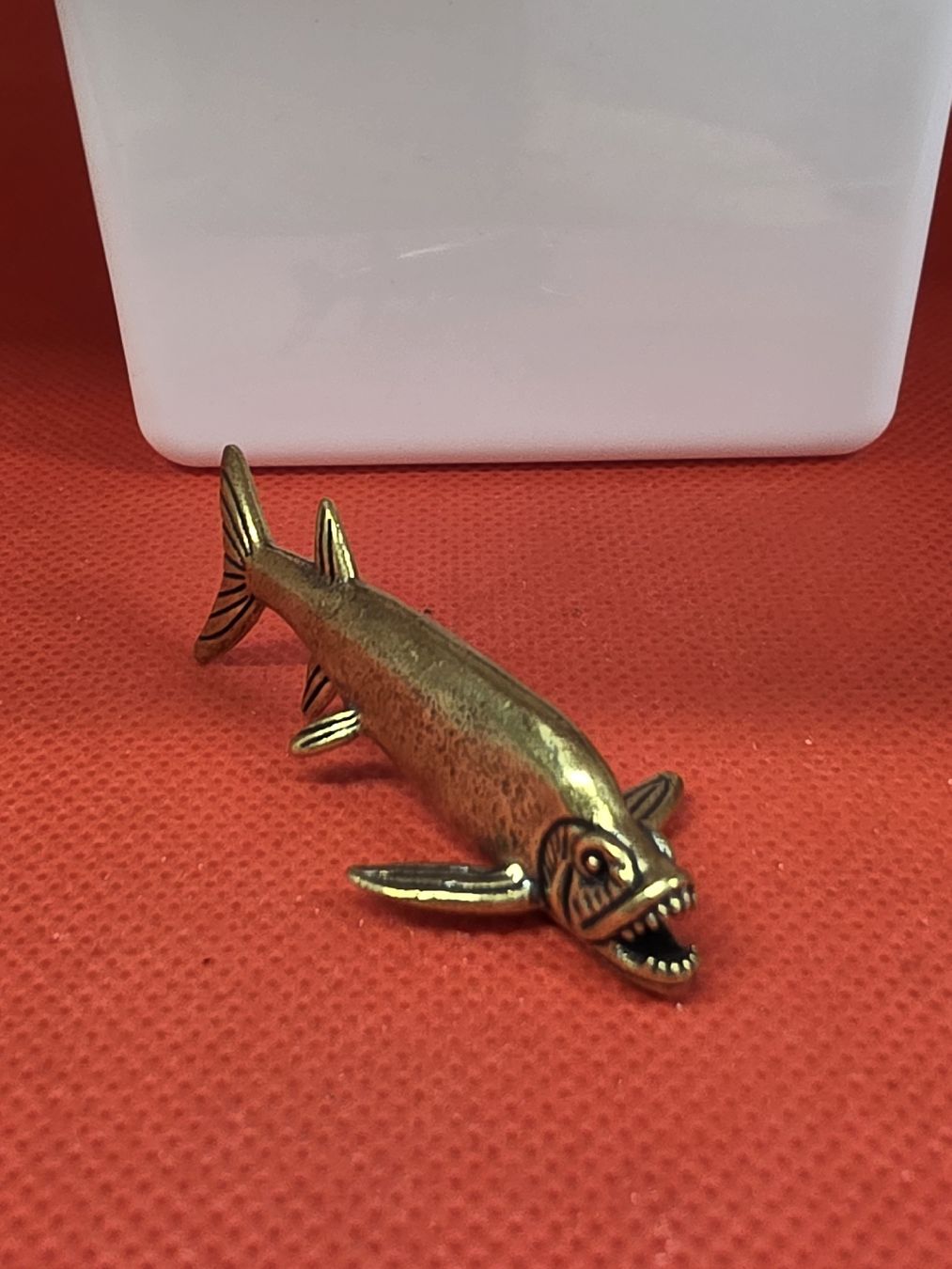 Tutte le decorazioni: Fisch Figur Messing goldfarben Dekoration  – Nuovo (secondo la descrizione) da Herisau venduto da Antiques.AR 1