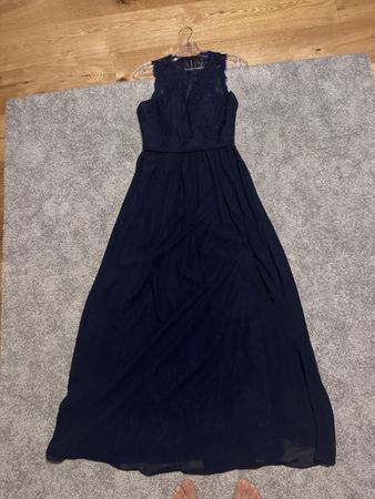 Kleid von Lanoa