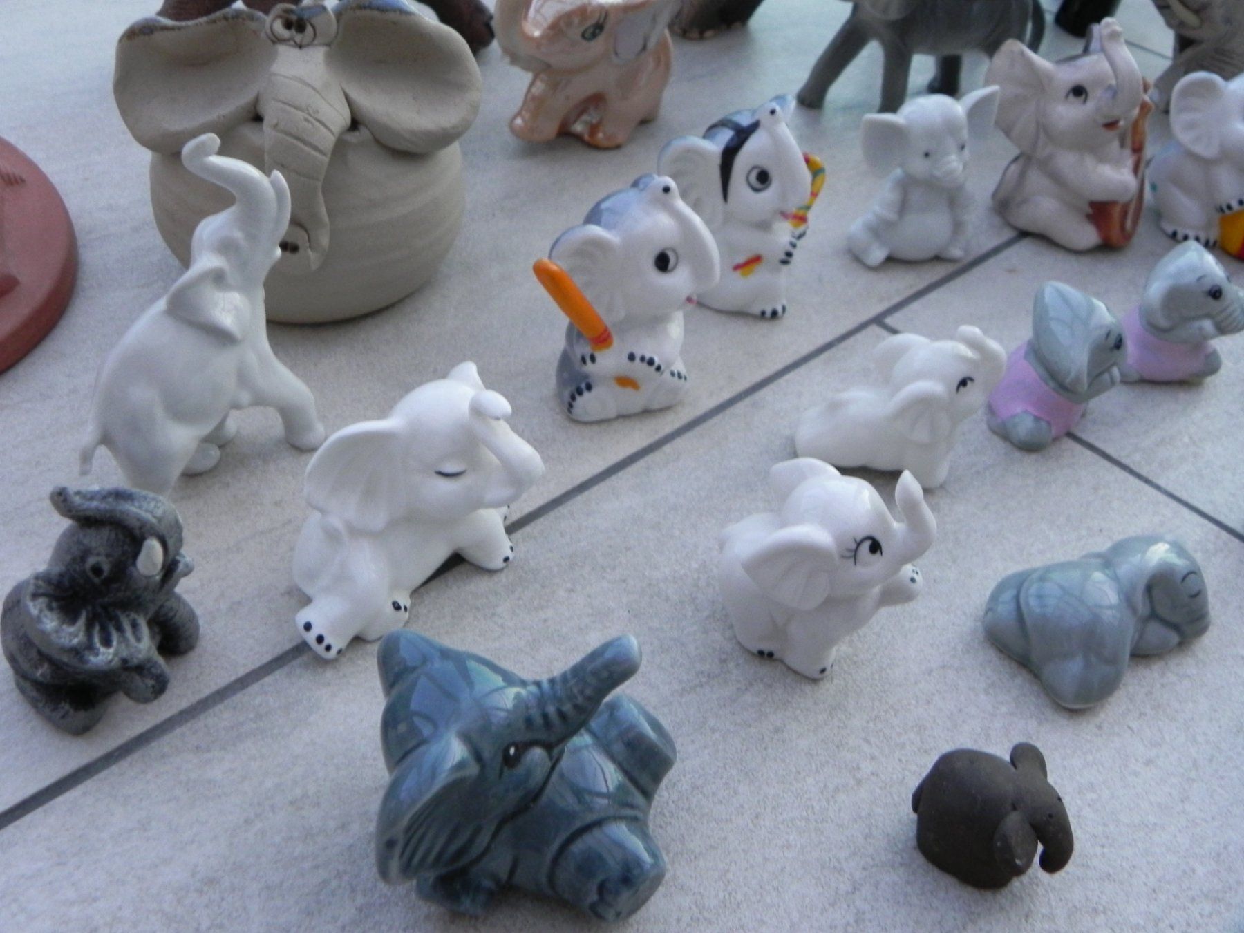 Statuette: Elefanten Sammlung, Glücksbringer Elefant diverse – Usato da Stallikon venduto da pcerny16 5