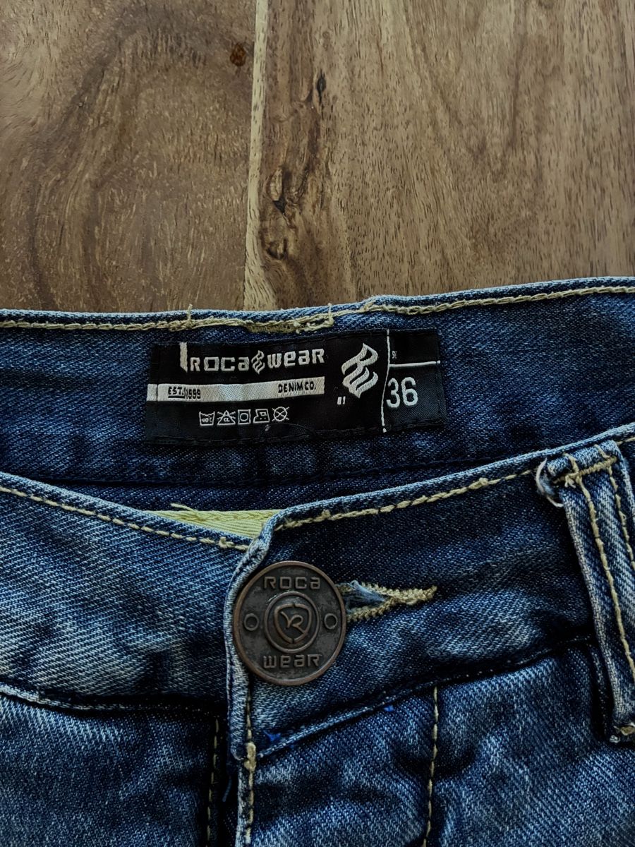 Jeans: Roca Wear Kurze Jeanshose – Gebraucht aus Ittigen von Ganjaiii 2