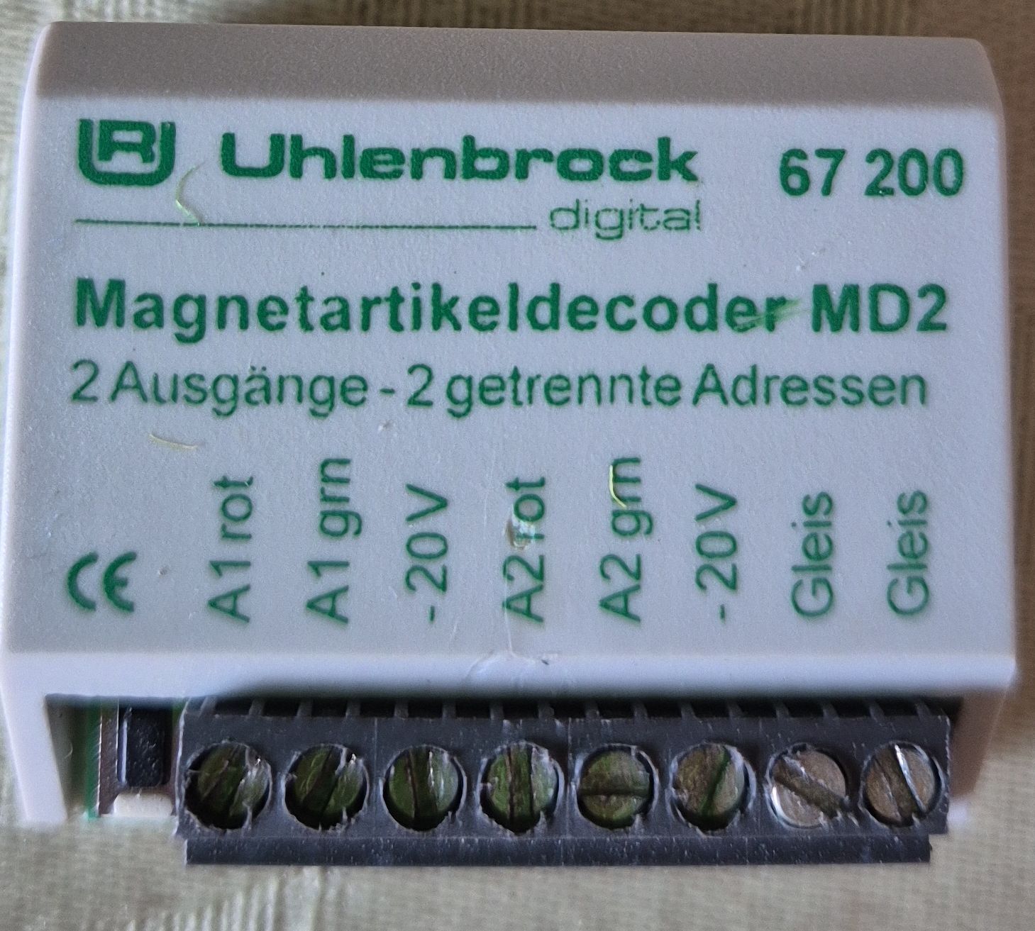 Uhlenbrock Modellini di ferrovie: Uhlenbrock Magnetartikeldecoder MD2 67 200 gebraucht – Usato da Reinach AG venduto da Joachimlinsi