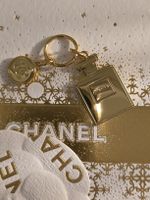 Chanel Charm Parfum Flasche
