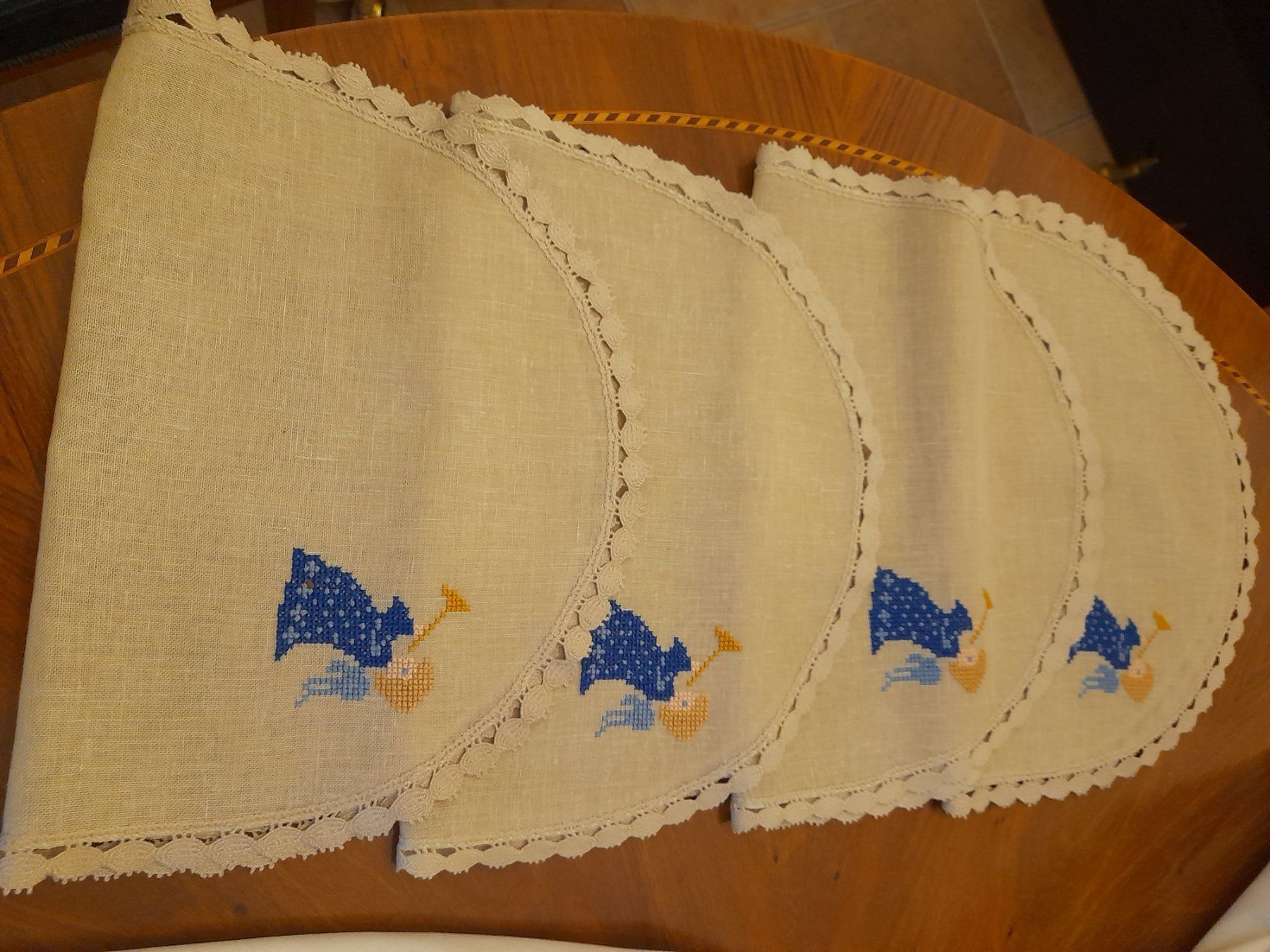 Set di tavolo e panche: Tischset , Neu – Usato da Pfaffnau venduto da gologoldun1953
