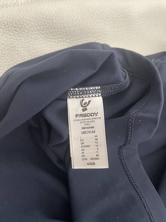 Canottiere & Pantaloni: Maglia da palestra donna – Usato da Lugano venduto da naz_zkg8 2