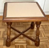 Table d'appoint bois marron bon état35×35×35