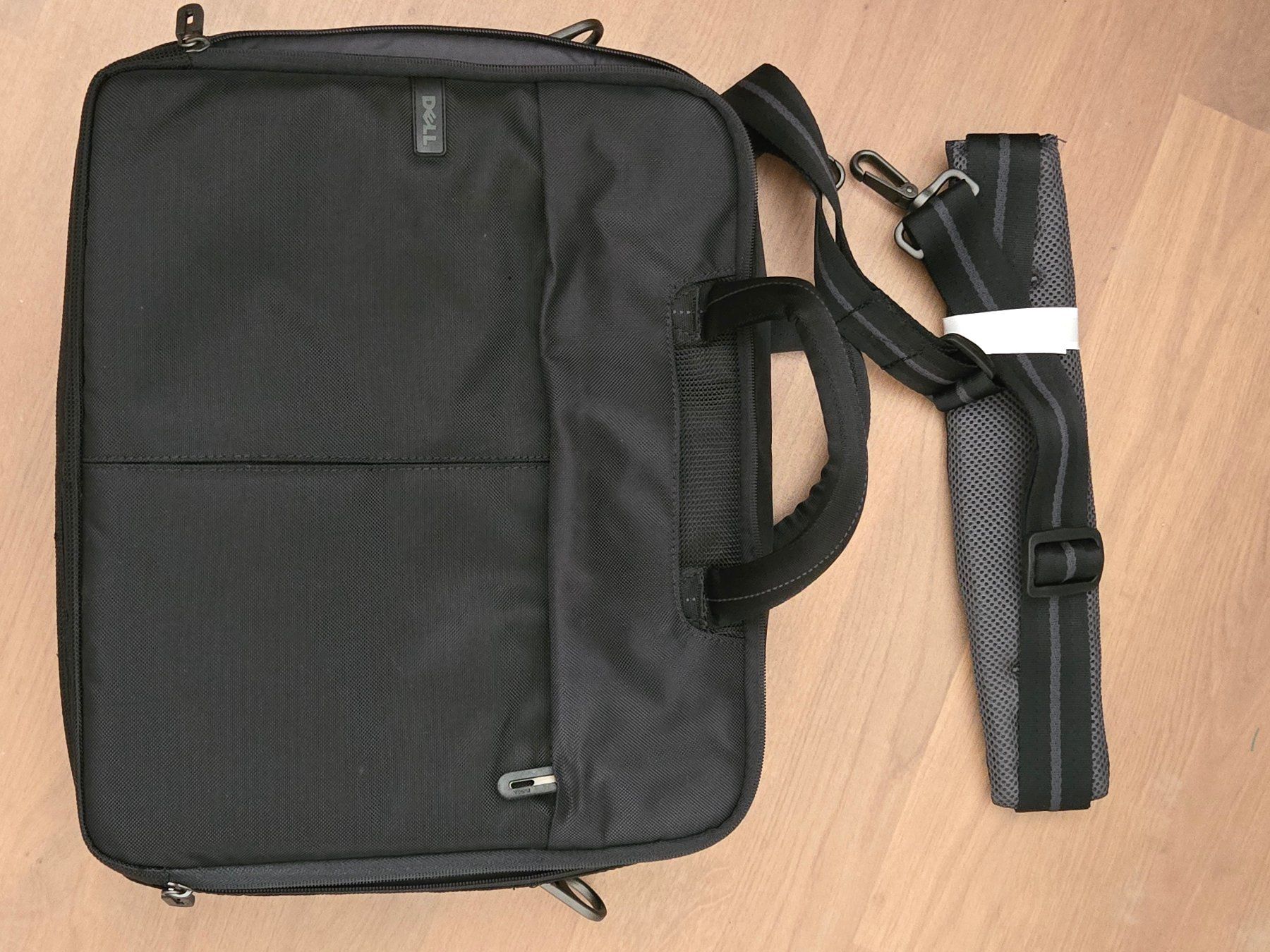 Dell Borse: Notebook-/Laptop-Tasche Dell – Nuovo e nell'imballaggio originale da Safnern venduto da ing_mat_sc