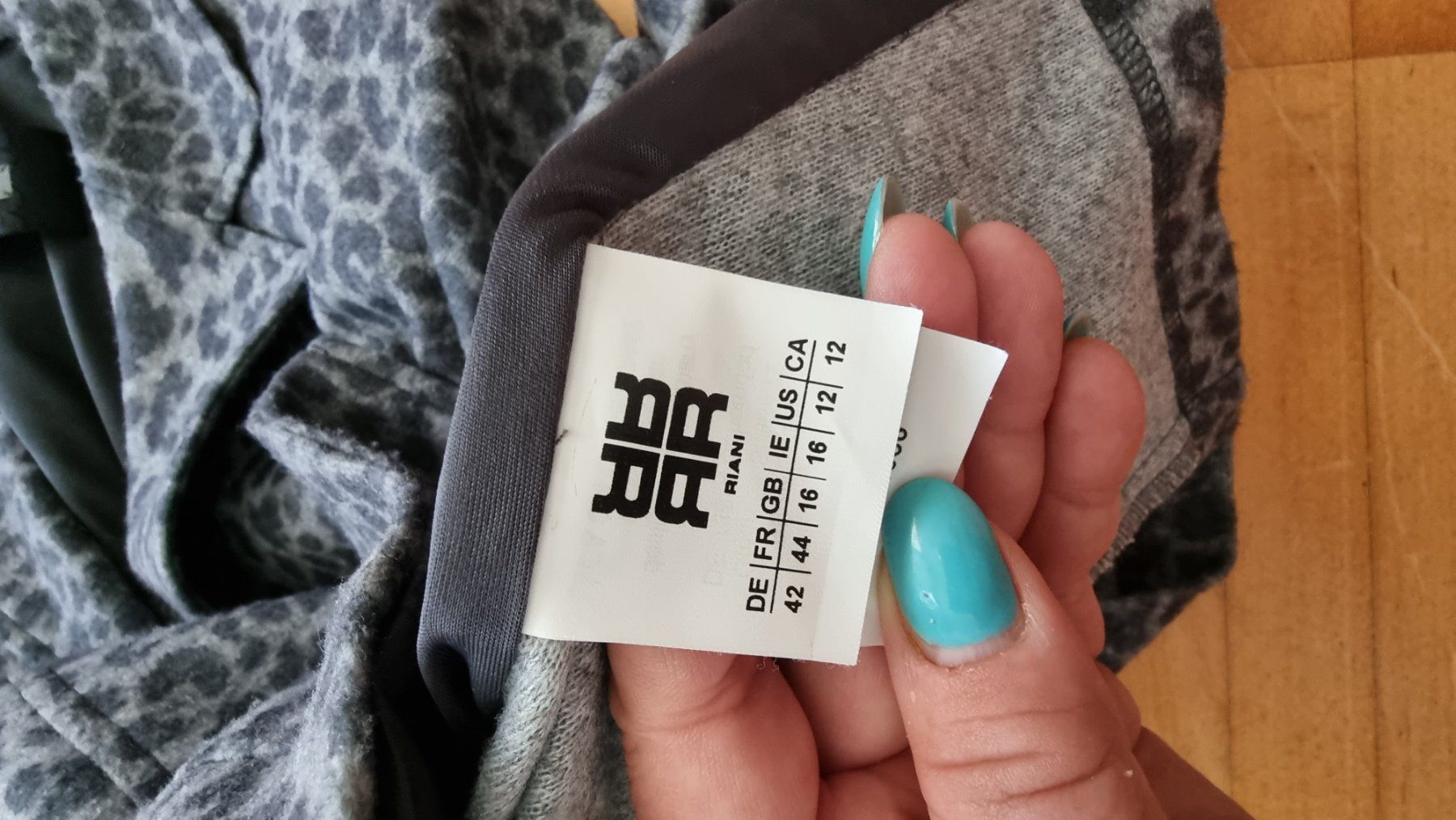 Giacche: Riani Blazer – Usato da Riedikon venduto da Winter21. 5