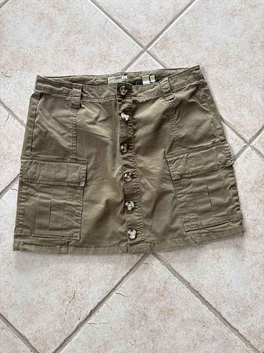 Superdry Röcke: Jupe Superdry – Neu (gemäss Beschreibung) aus Blonay von Ollorvi