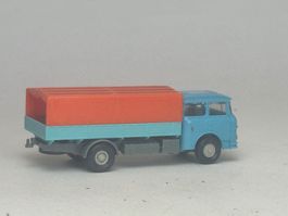 GB1- VEB Plast Skoda Pritschen LKW blau/ orange