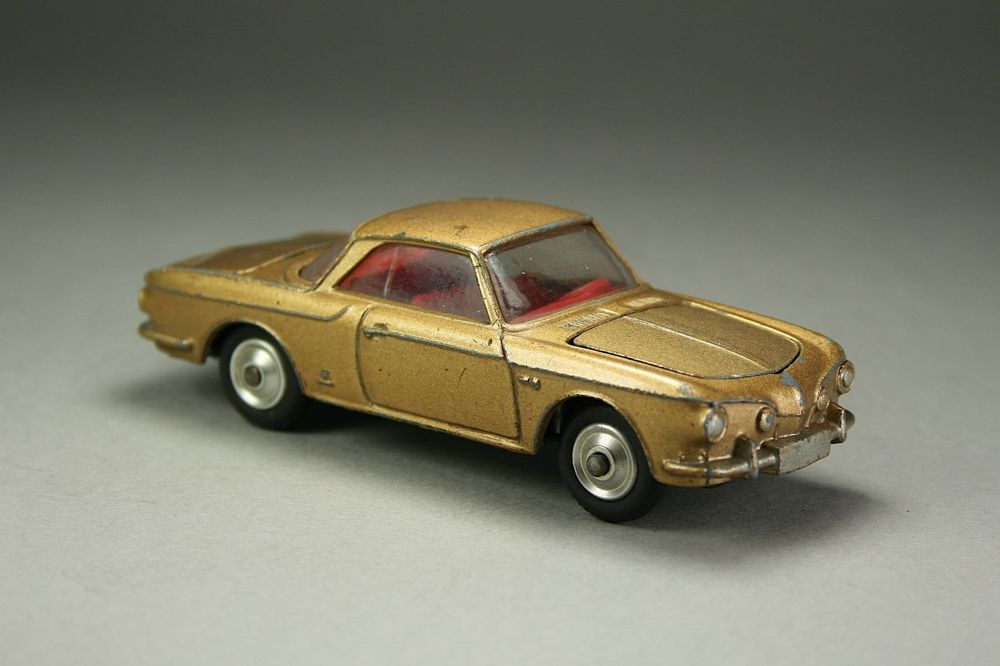 Corgi Toys VW 1500 Karmann Ghia | Achetez sur