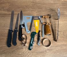Kuechenutensilien Set Messer Schere Korkenzieher Gebaeckform