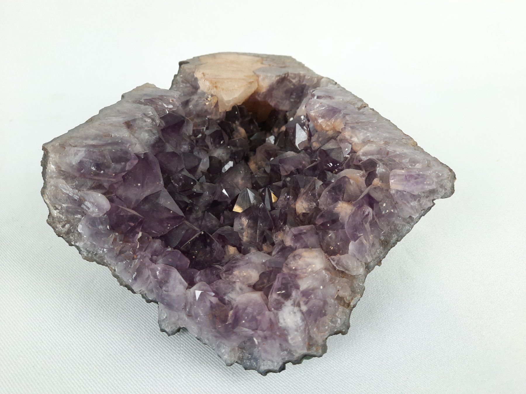 Minéraux & Lithothérapie: Amethyst Druse 3.9 Kg – D'occasion à Beinwil am See par Restwert_Beinwil 2