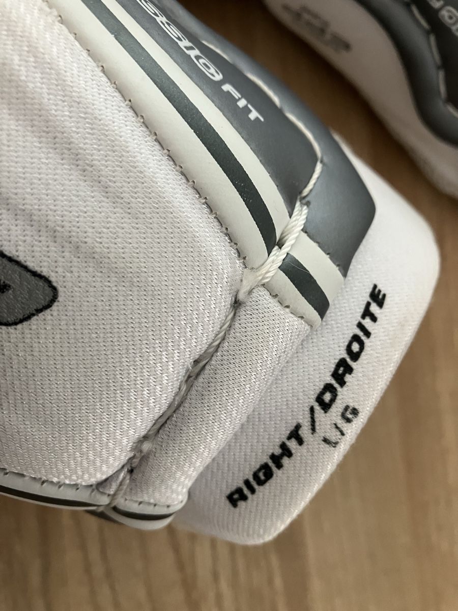 Helme: Eishockey Ausrüstung – Gebraucht aus Unterägeri von cha_05 7