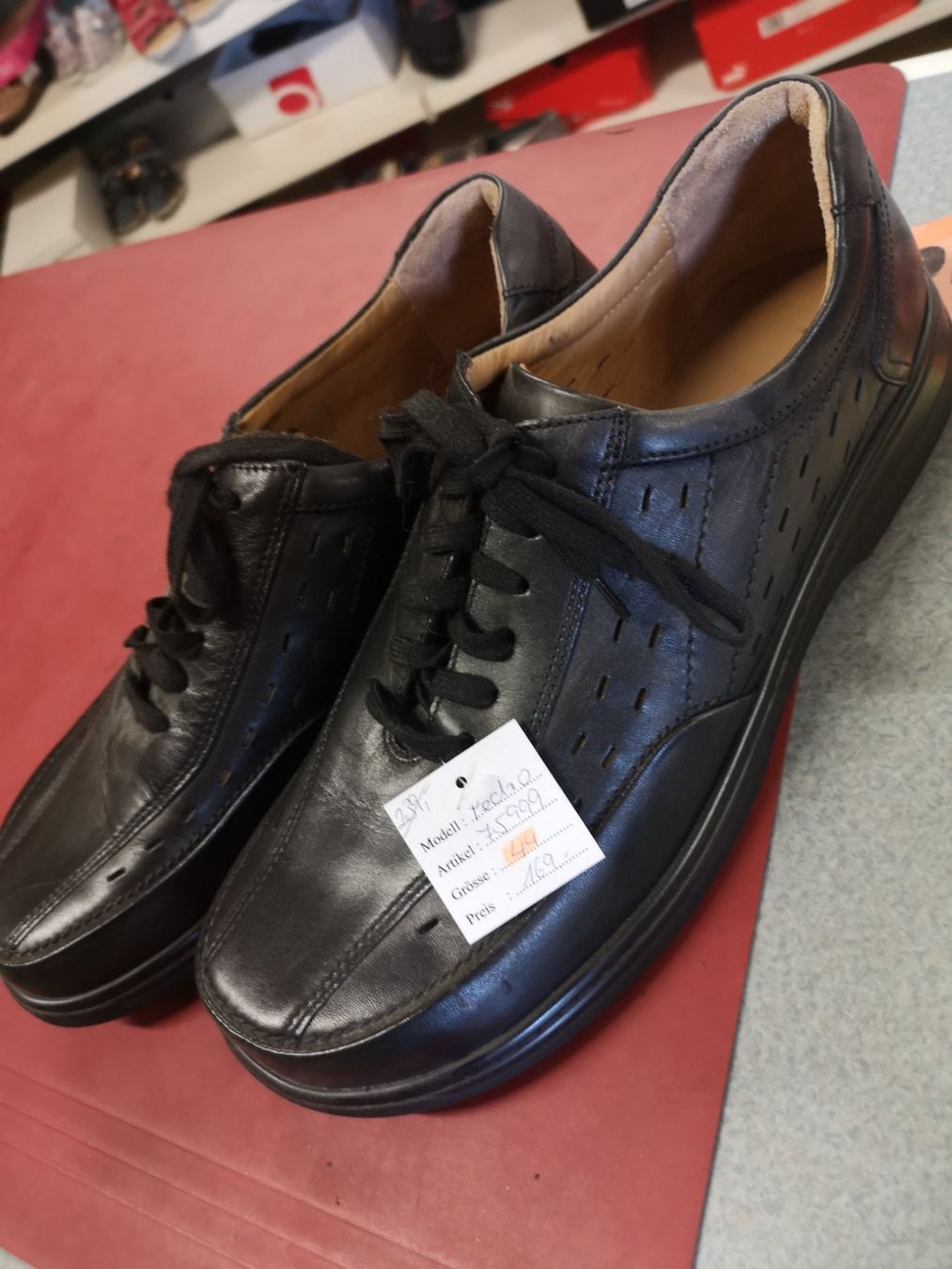 Helvesko Chaussures hommes: Helvesko – Neuf avec emballage d'origine à Möhlin par Highwaytom