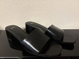 Schicke Mango Mules/Sandalen schwarz Gr. 40 