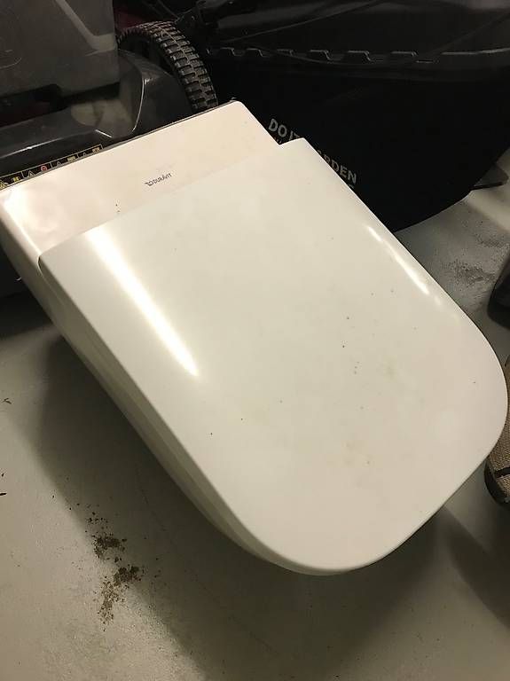 Duravit WC: Wc Schüssel Duravit neuwertig – Usato da Laupen ZH venduto da Thomi30