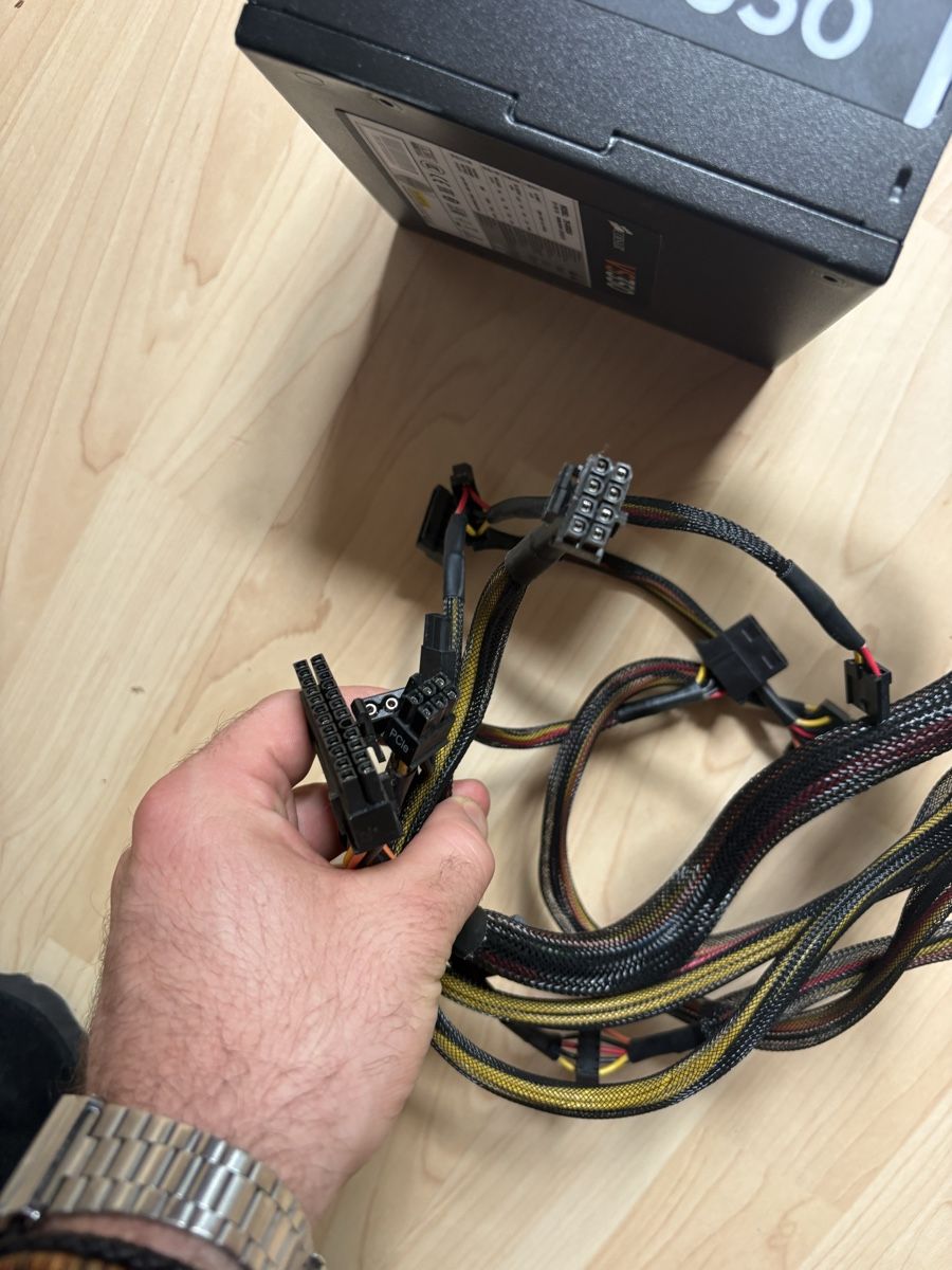 Corsair Componenti elettronici: Corsair VS350 Netzteil gebraucht – Usato da Frieswil venduto da tentimesbigger 1