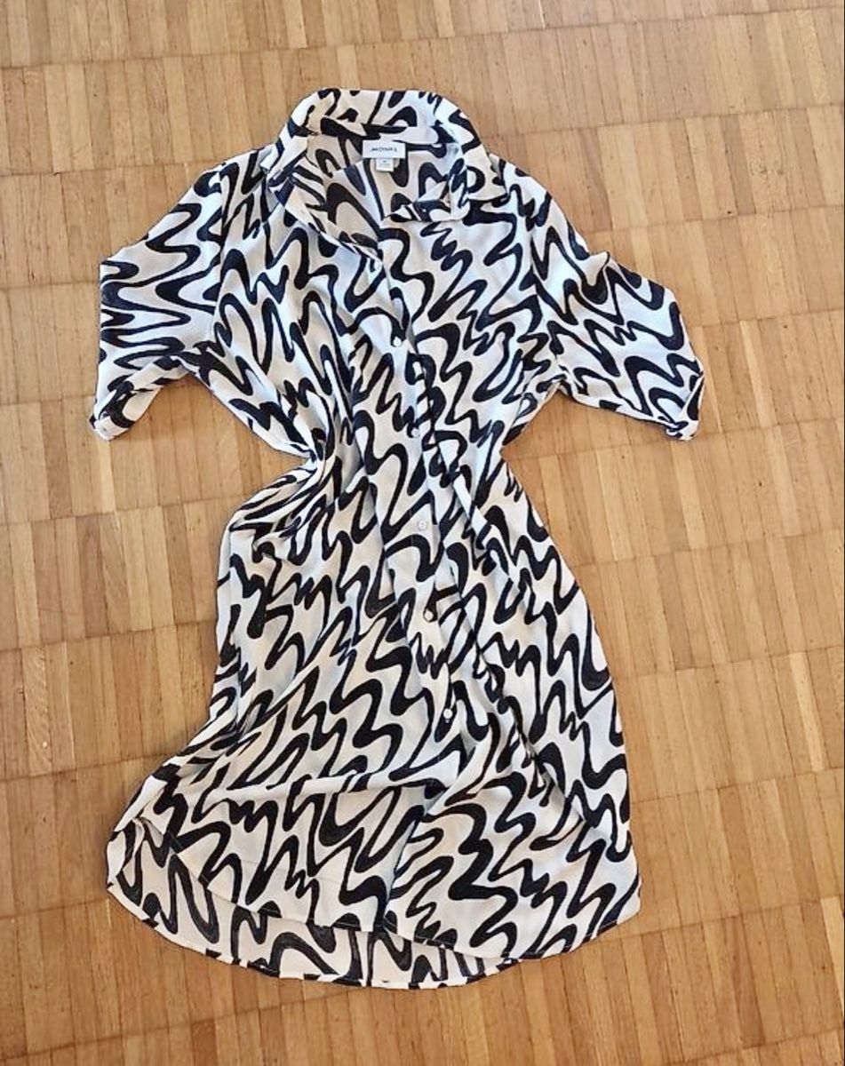 Monki Robes: Kleid MONKI – D'occasion à Dietikon par turicum_77 2