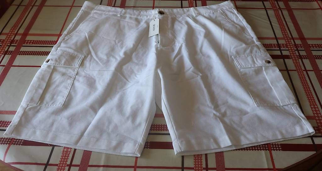 Hosen: Vendre Bermuda blanc de marque ADOR taille 3X – Neu (gemäss Beschreibung) aus Chancy von luc_979s
