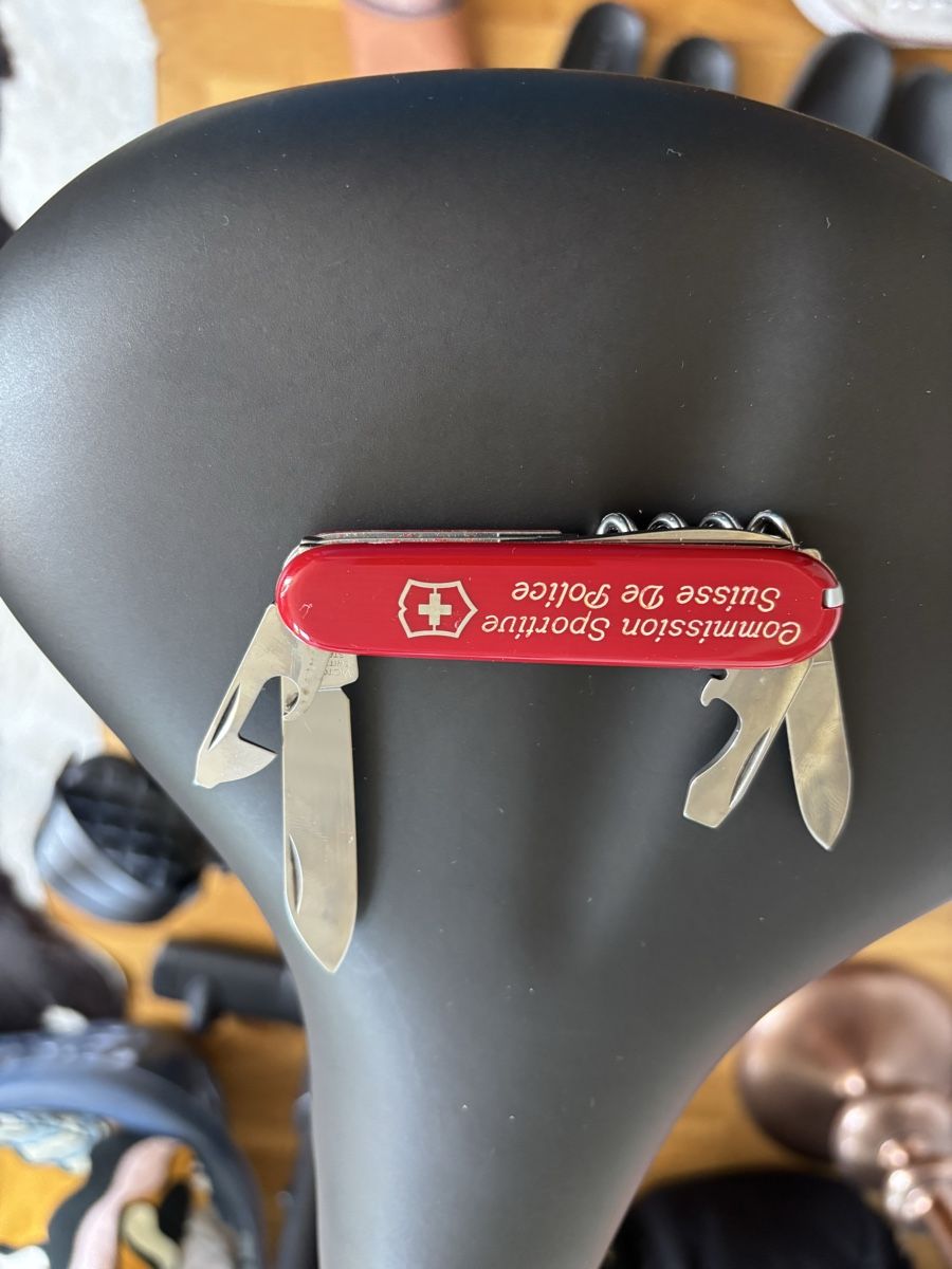 Victorinox Coltellini militari: Schweizer Armeemesser – Usato da Niederuzwil venduto da sla_b5ng 3