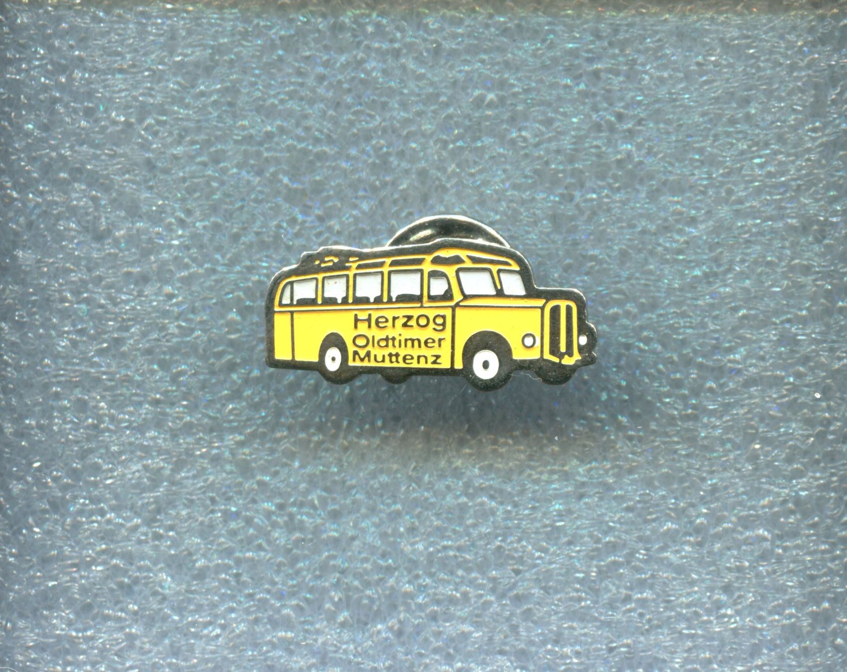 Plaquettes & Badges: Herzog Oldtimer  Muttenz – D'occasion à Winterthur par Sammleroase