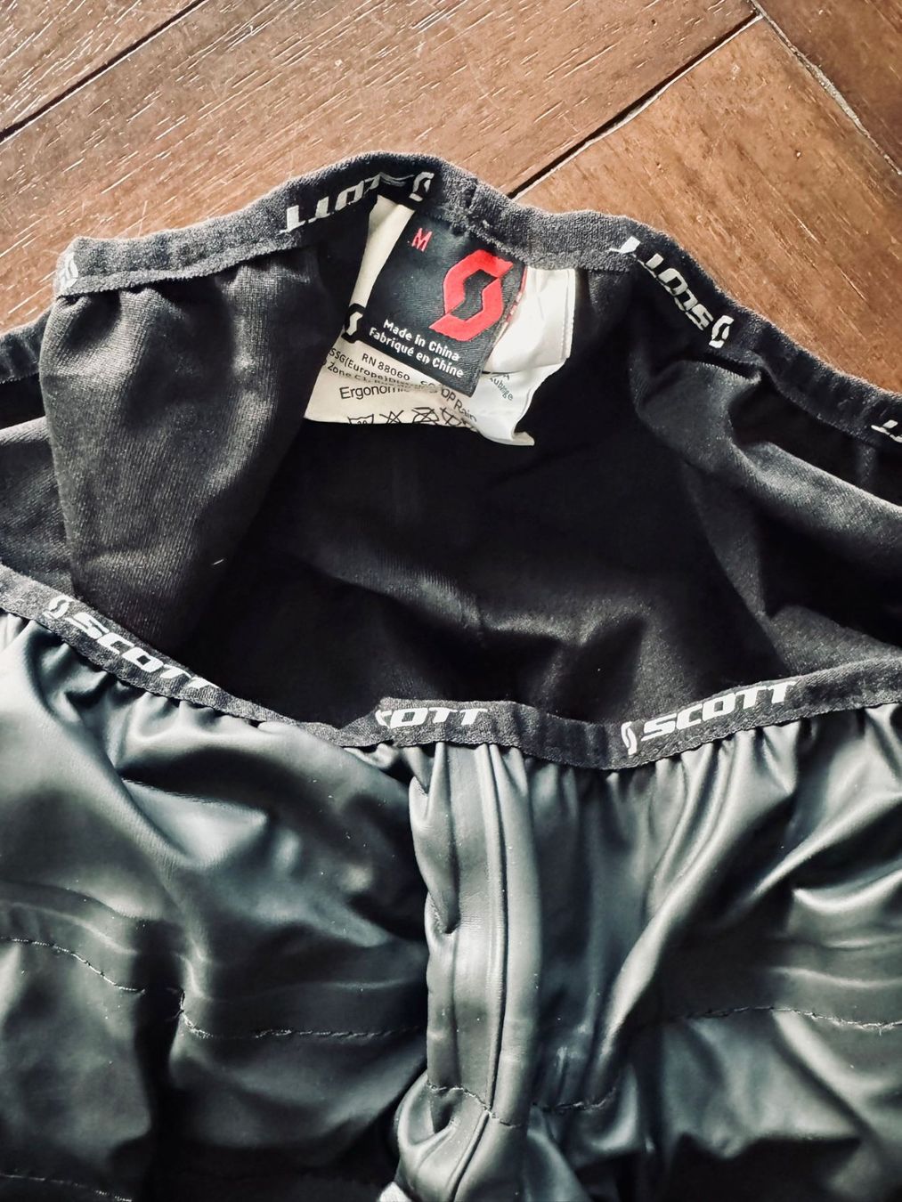 Pantaloni: Regenhose Scott Grösse M – Usato da Ibach venduto da Mythenchiller 2