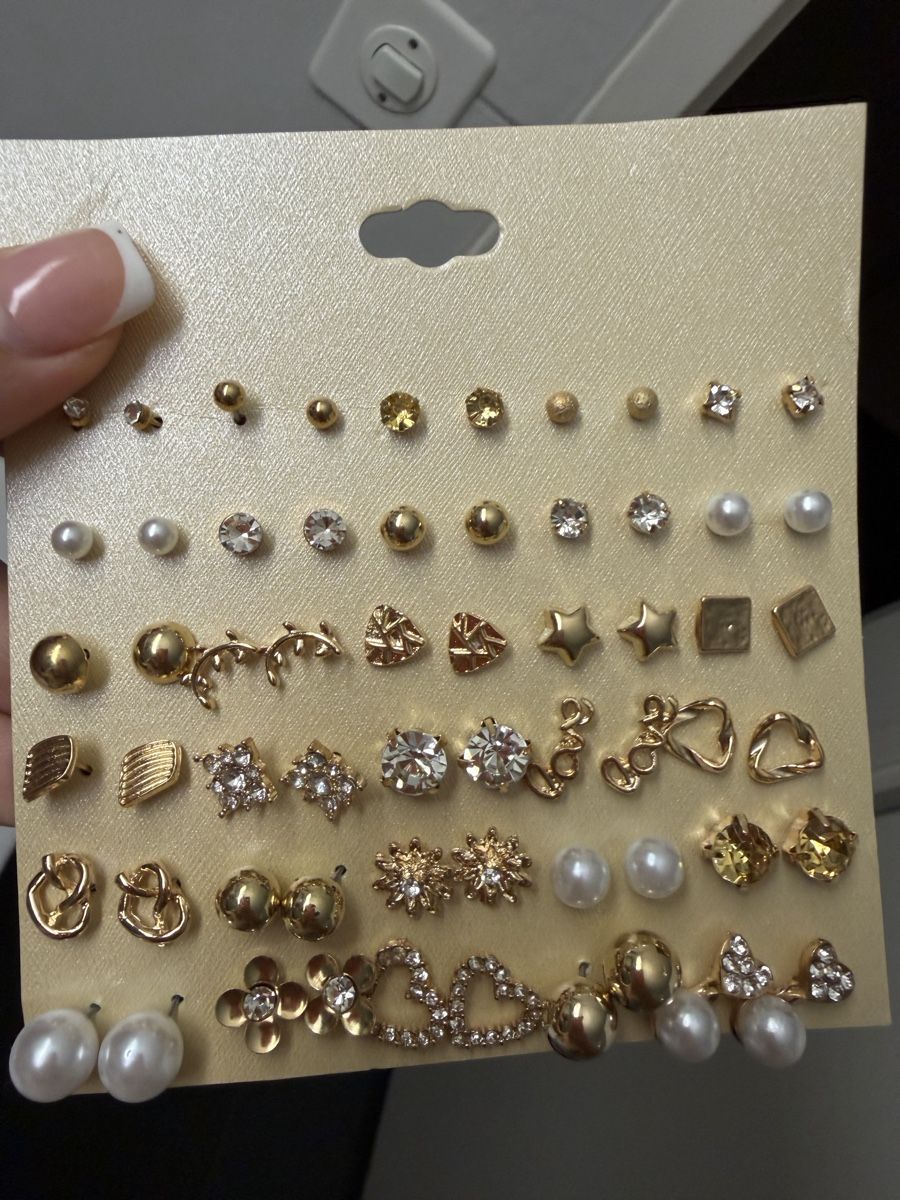 Orecchini pendenti & Orecchini a lobo: Ohrstecker Set goldfarben 30 Paar neu – Nuovo e nell'imballaggio originale da Füllinsdorf venduto da had_kv5k