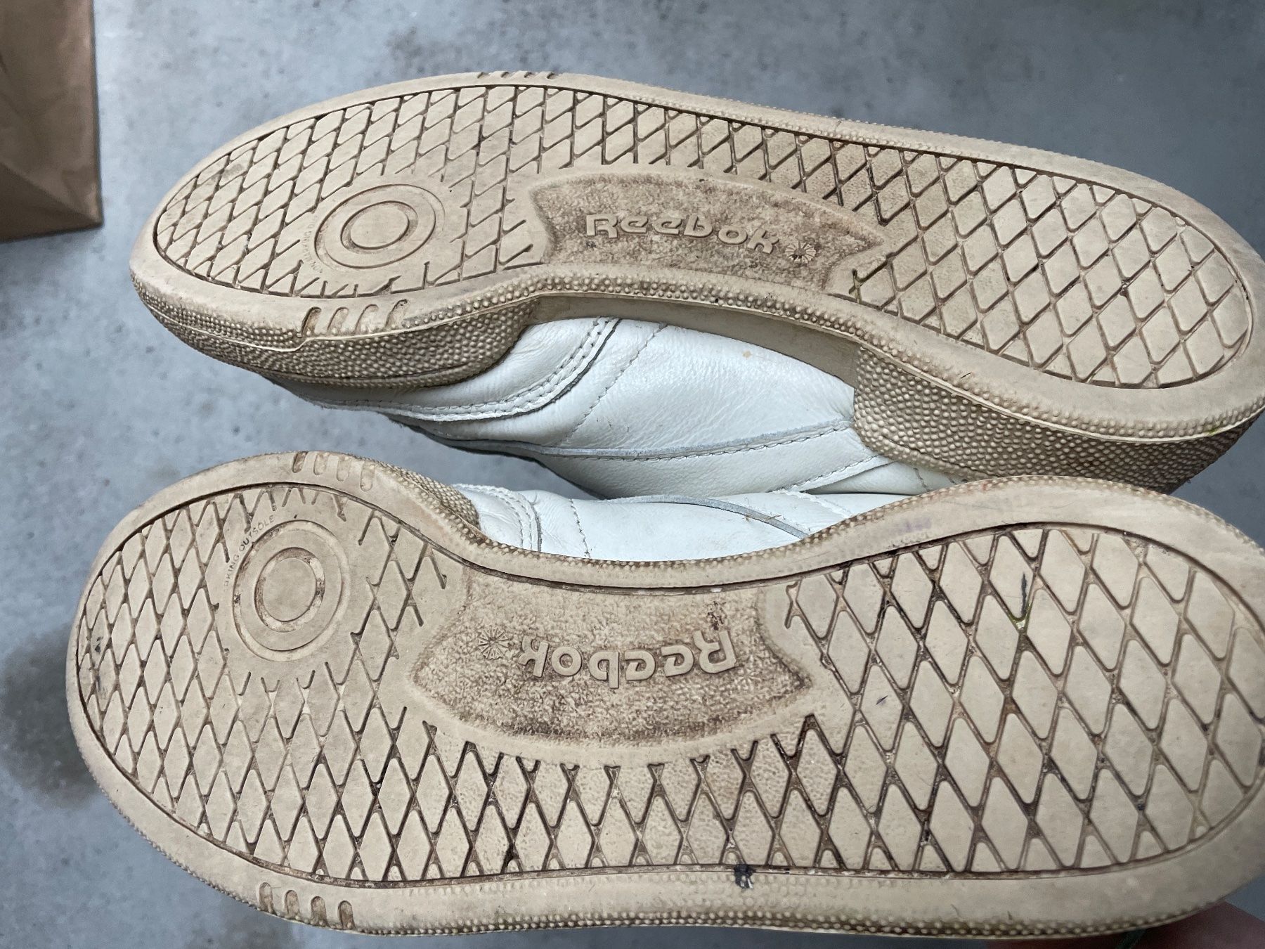 Reebok Scarpe da donna: ALLES RAUS Reebok Sneakers 38 – Usato da Kloten venduto da simones.thriftshop 2