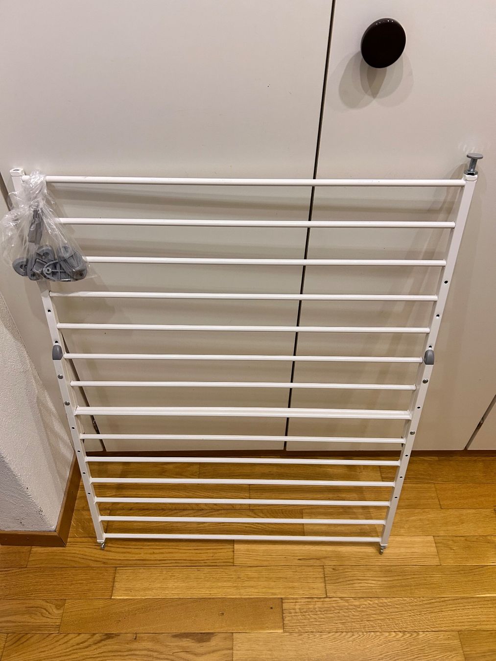 Tutto per la sicurezza: Treppenschutzgitter - reer Schraubgitter Basic Simple-Lock – Usato da Thalwil venduto da Gartenfreund136 1