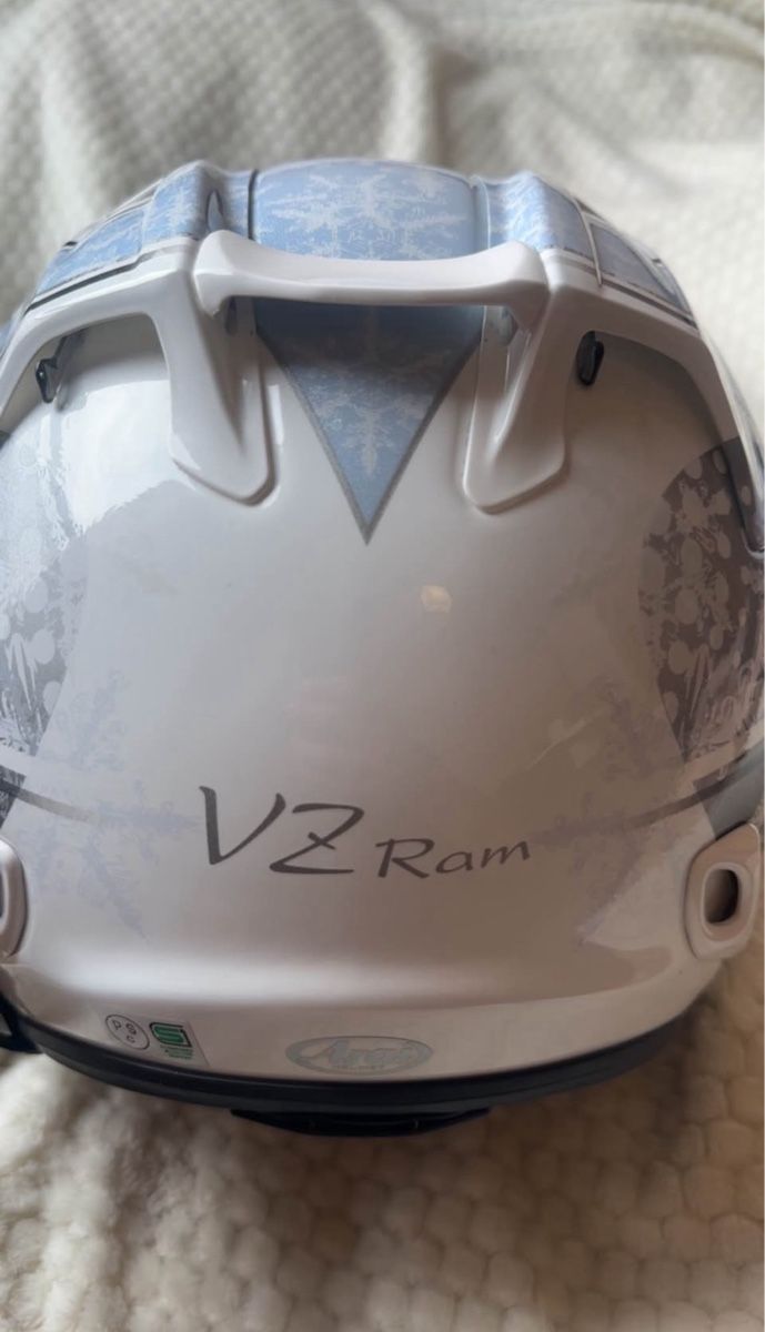 Arai Caschi & visiere: Casque arai snow dome blue + intercom cardo 2x JBL – Usato da Lausanne venduto da yas_jyp2 1