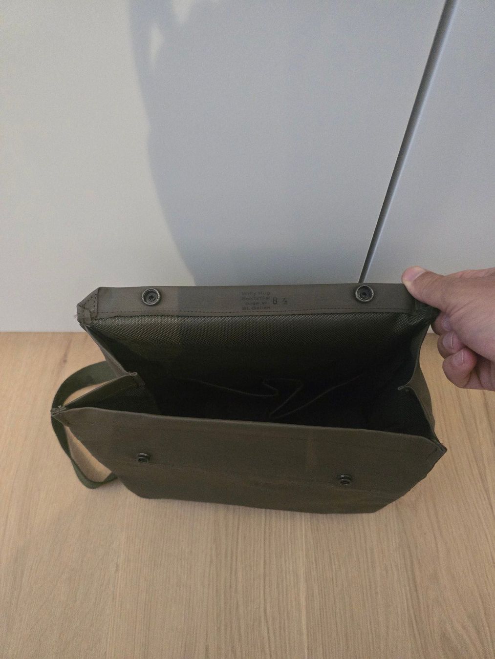 Taschen: Tasche Schweizer Armee unbekannt – Gebraucht aus Pfyn von mei_vyw5 1