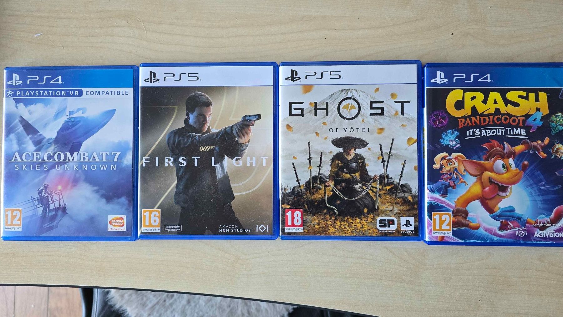 Sony Giochi: Mini set game PS5 & PS4 – Usato da Rennaz venduto da DYL-HOOKYE