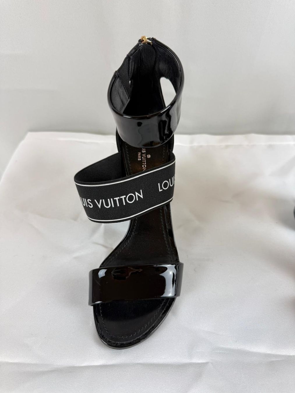 Louis Vuitton Chaussures femmes: Louis Vuitton Sandalen, schwarz, Gr. 38 – D'occasion à Oberarth par SSS. 5