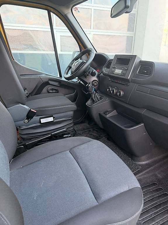 Nutzfahrzeuge: RENAULT MASTER 2.3  L3H2  2020 – Gebraucht aus Granges-Paccot von Fabinho88 8