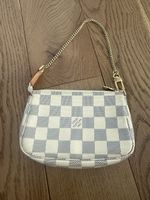 Orig. Louis Vuitton Mini Pochette azur