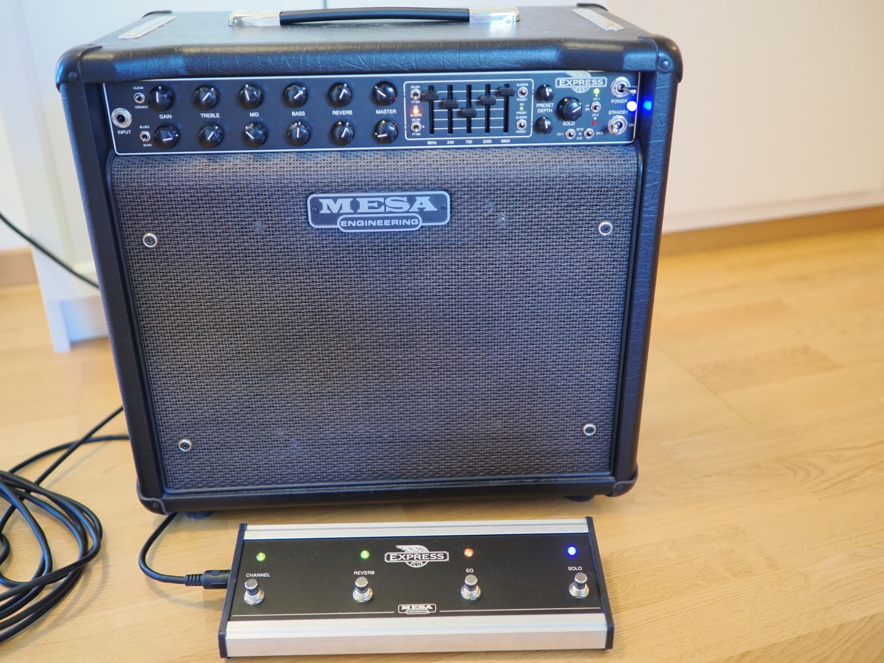 Mesa Boogie Amplificatori: Mesa/Boogie Express 5:25 Plus Combo mit EV EVM 12L Speaker – Usato da Oberrieden venduto da hot_lemon 4