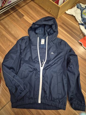 Quechua Regenjacke, dunkelblau, Gr. 113 bis 122 neuwertig k7