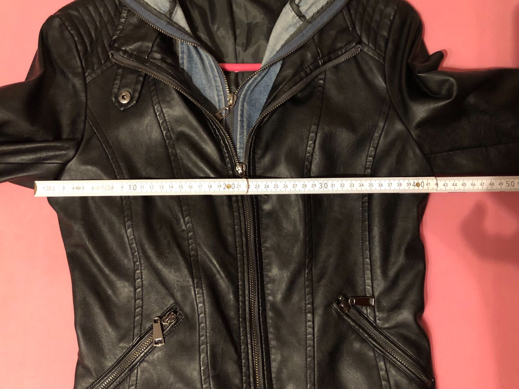 Giacche: Kunstlederjacke mit Jeans, Gr. S – Usato da Kriessern venduto da c_n1 3