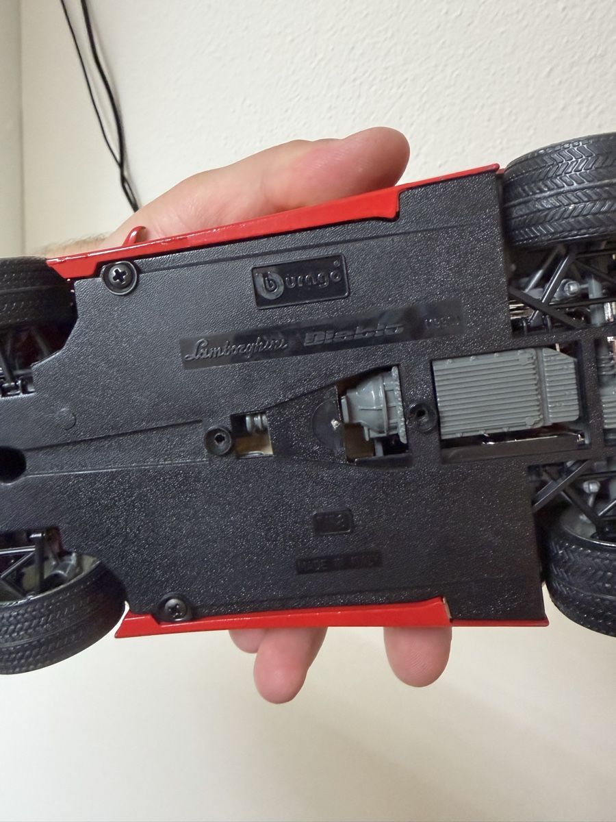 Bburago Modellini d'auto: Lamborghini Diablo 1:18 Burago – Usato da Buchberg venduto da Kani.e30 4